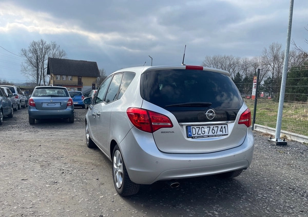 Opel Meriva cena 25499 przebieg: 179000, rok produkcji 2011 z Moryń małe 407